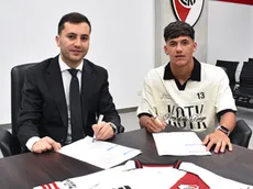 Juan Cruz Meza renovó contrato con River: hasta cuándo y su cláusula de rescisión