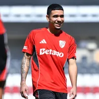 Qué número de camiseta usará Kendry Páez en River: los dorsales disponibles