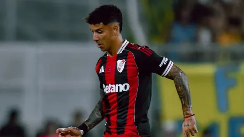 El delantero tuvo que salir y se confirmó que no está bien físicamente.