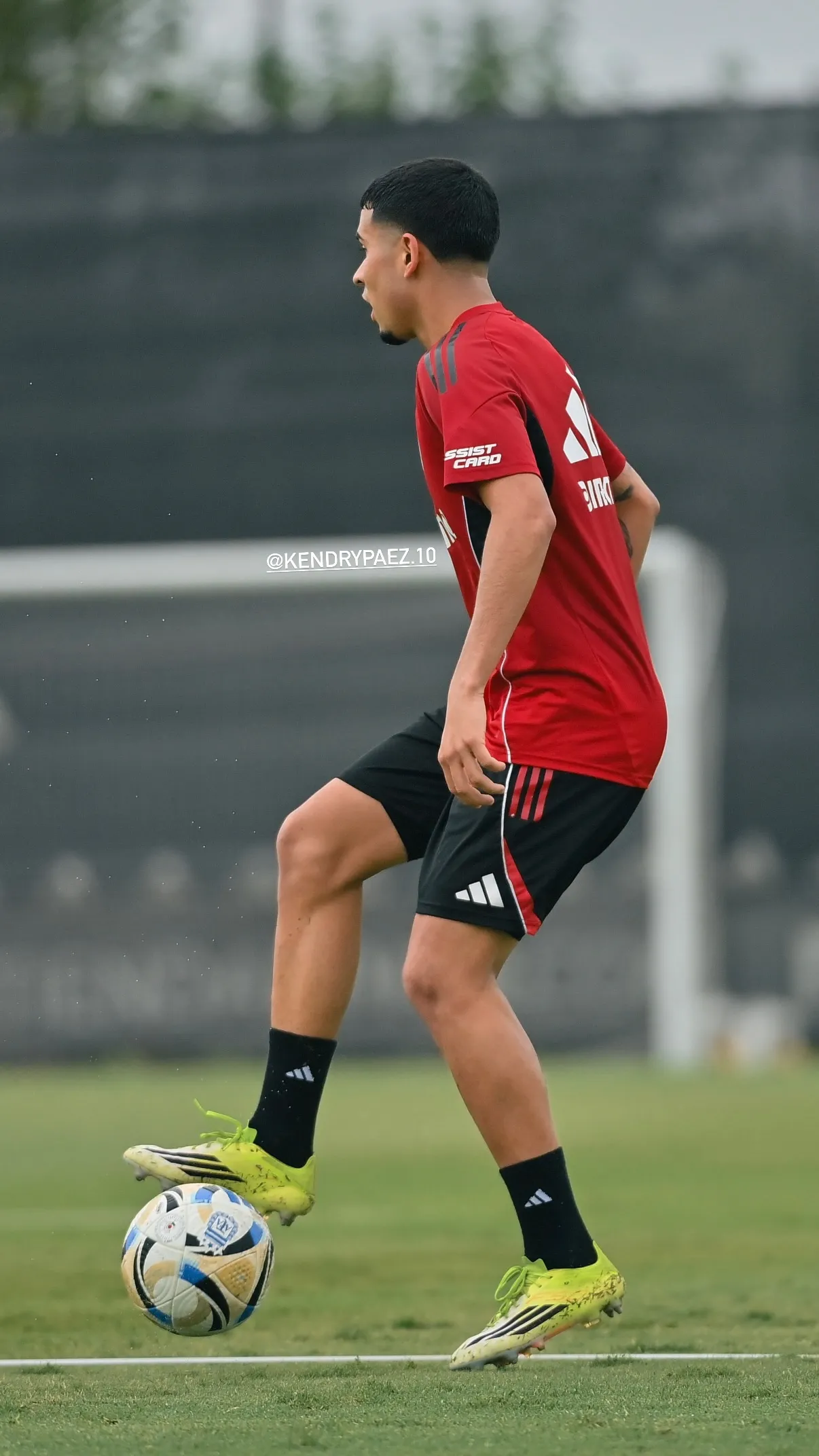 Kendry Páez podría debutar en River por Copa Argentina.