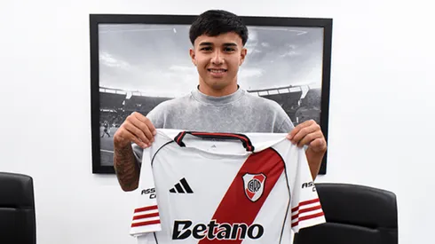 Esquivel quedó blindado en River.
