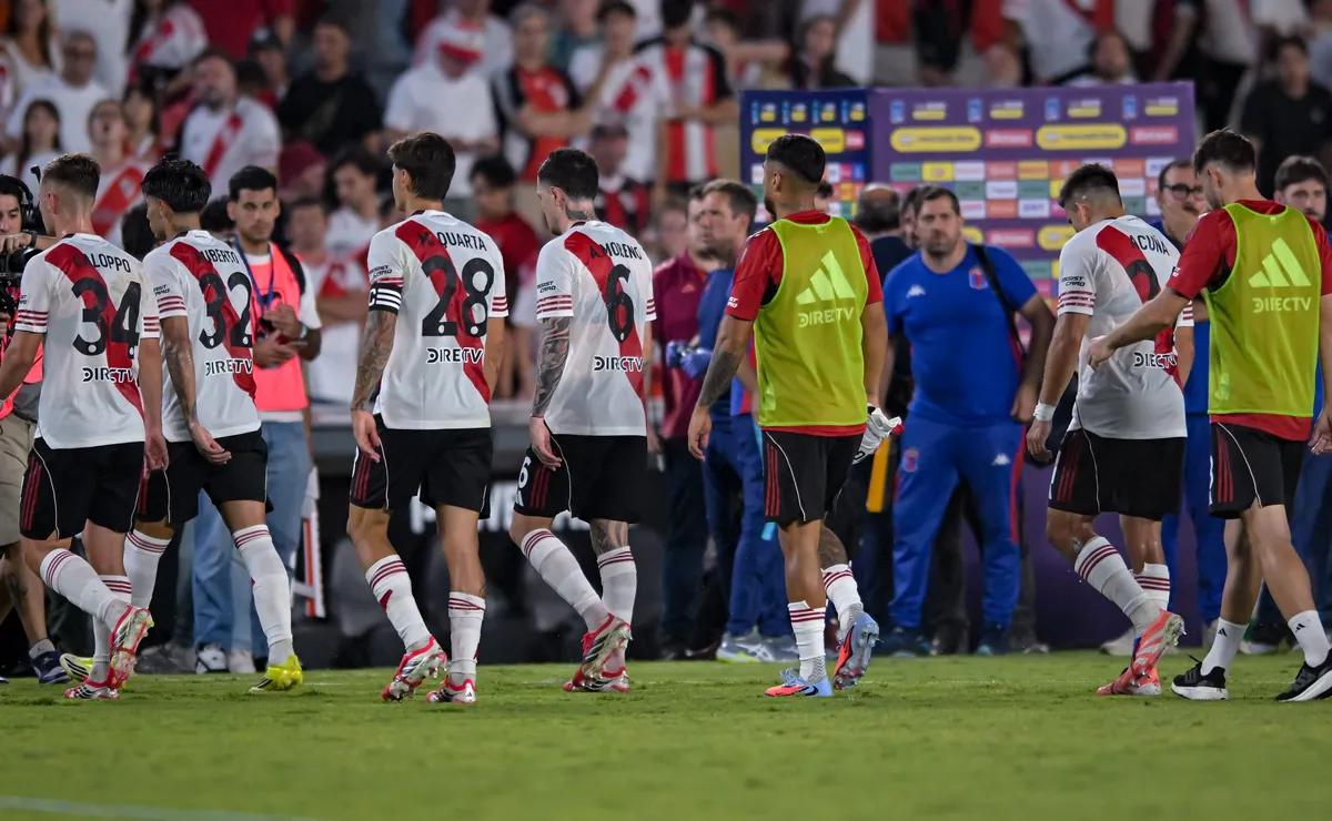 "Los jugadores tendrán que responder", firmó Francescoli.