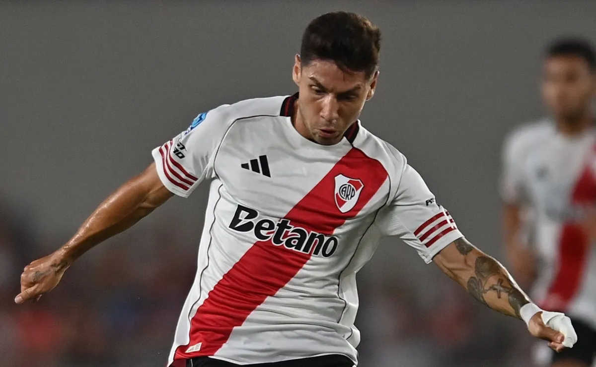 El lateral le pidió perdón a la gente por el partido.