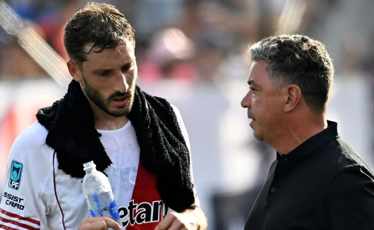 El presente desfavorable del lateral.