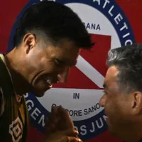 Saludo y abrazo: así fue el reencuentro entre Gallardo y Enzo Pérez en la previa de River vs. Argentinos