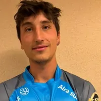 Es hijo de un ex River, juega en Ciudad de Bolívar, pero una severa lesión lo dejó afuera del partido soñado