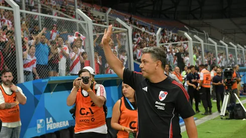 El Muñeco saludó a la gente que lo ovacionó en La Pedrera.