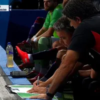 Desbordado: la imagen de Gallardo con Biscay en pleno partido con Ciudad Bolívar