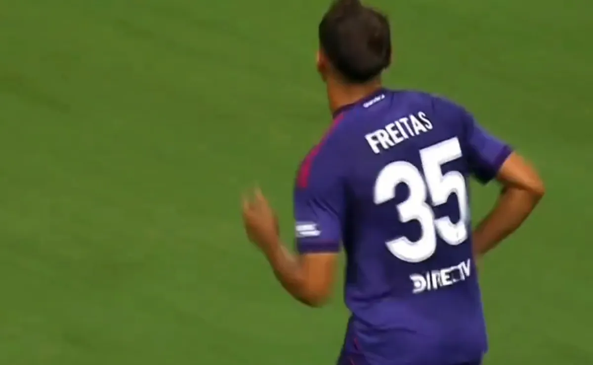 Freitas ingresó a los 14 minutos del segundo tiempo.