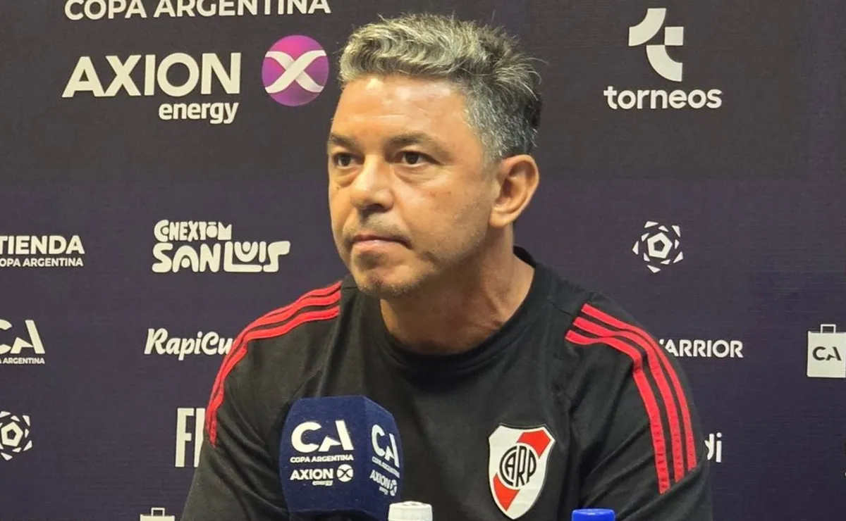 El DT dijo qué hace ante los comentarios y críticas.
