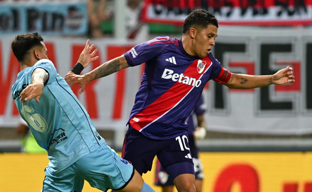 Juanfer Quintero fue la figura de River vs. Ciudad Bolívar.