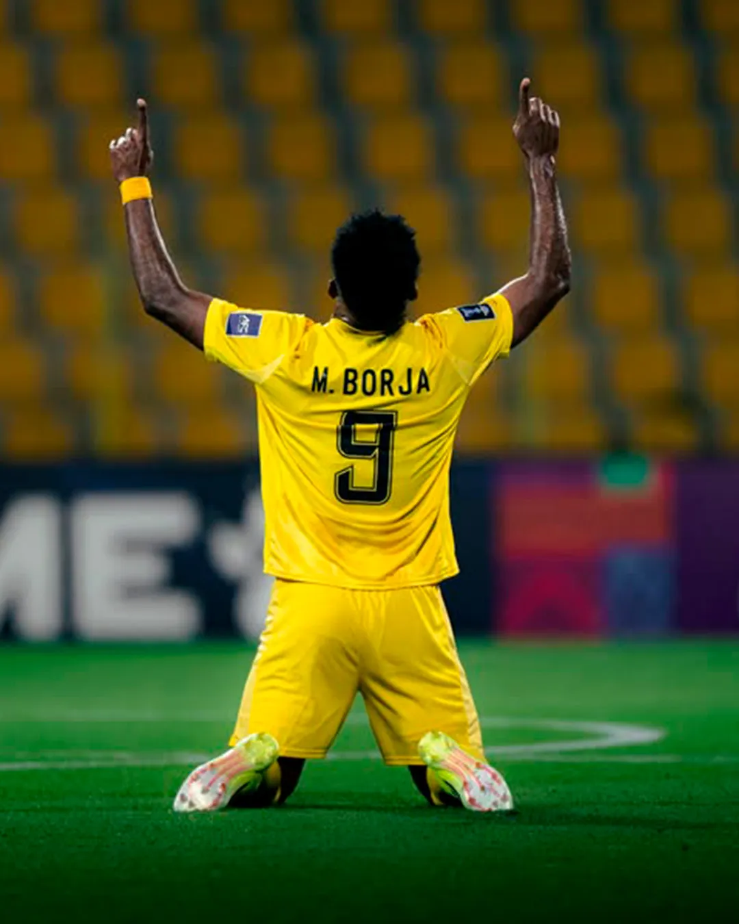 Borja sacó un potente zurdazo para vencer la resistencia del arquero rival.