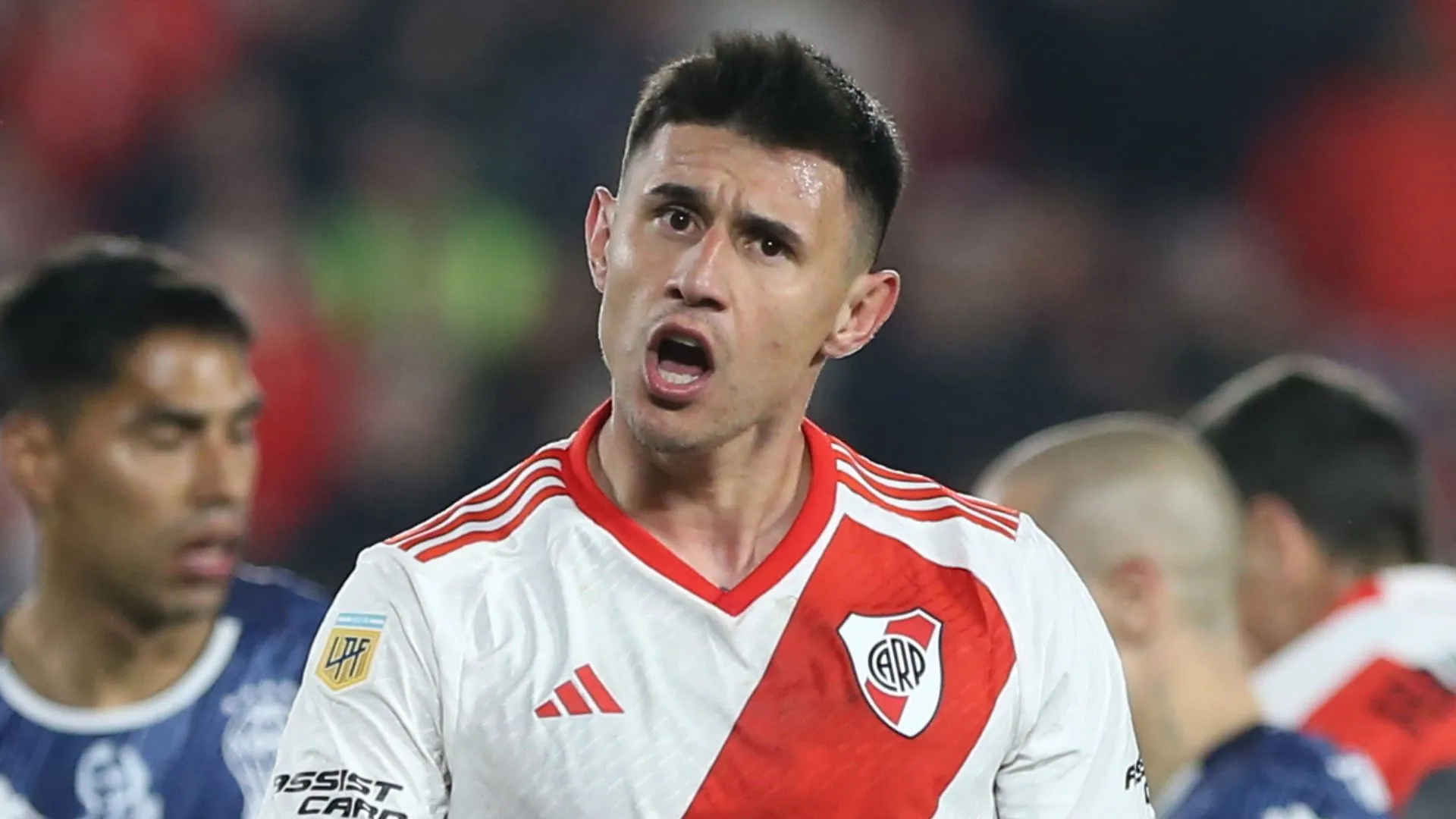 Bareiro llegó a River en 2024, jugó pocos partidos y se fue sin hacer goles.
