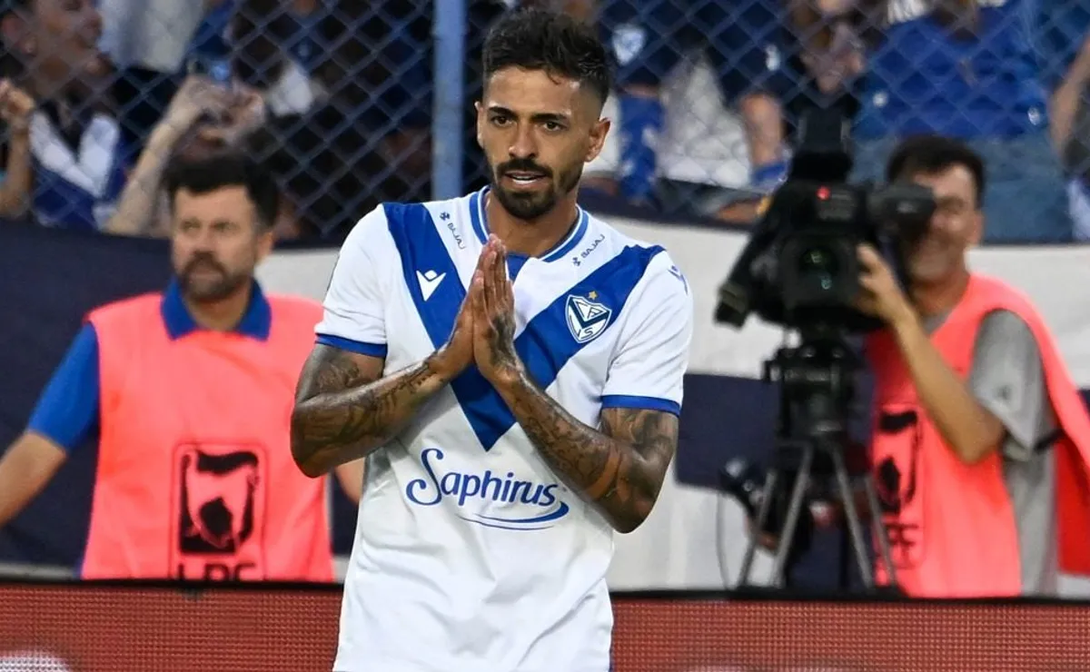 Lanzini anotó a los seis minutos del primer tiempo.