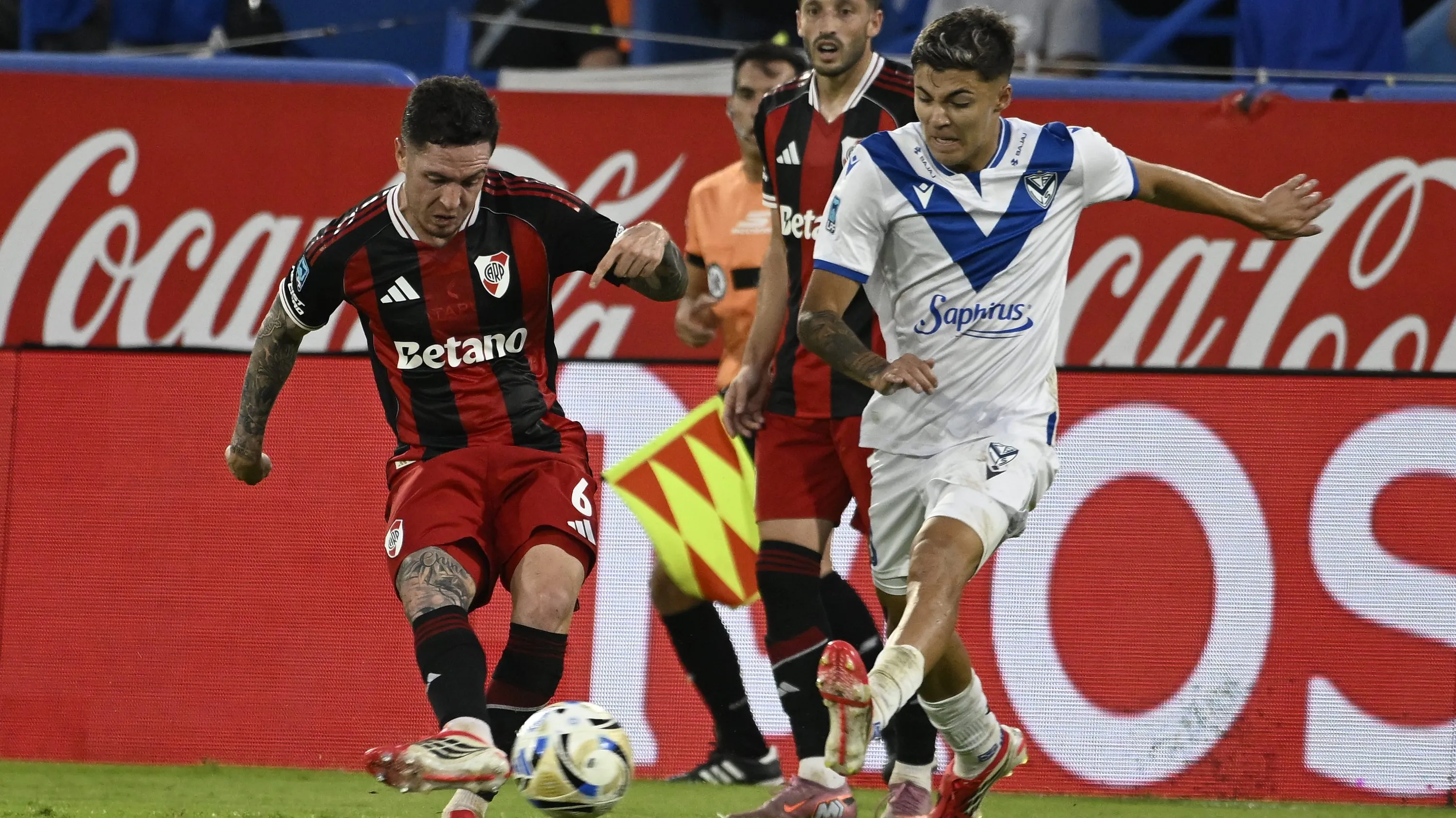 River perdió con Vélez y no levanta.