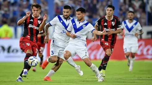 River no pudo contra Vélez en Liniers.
