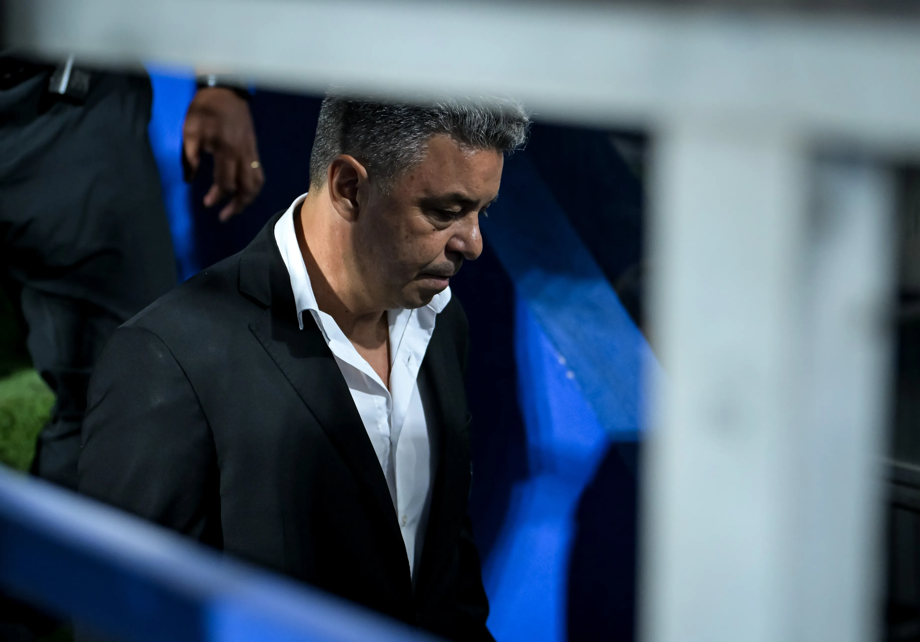 Gallardo se marchó cabizbajo de Liniers tras la derrota de River frente a Vélez. (Getty Images)