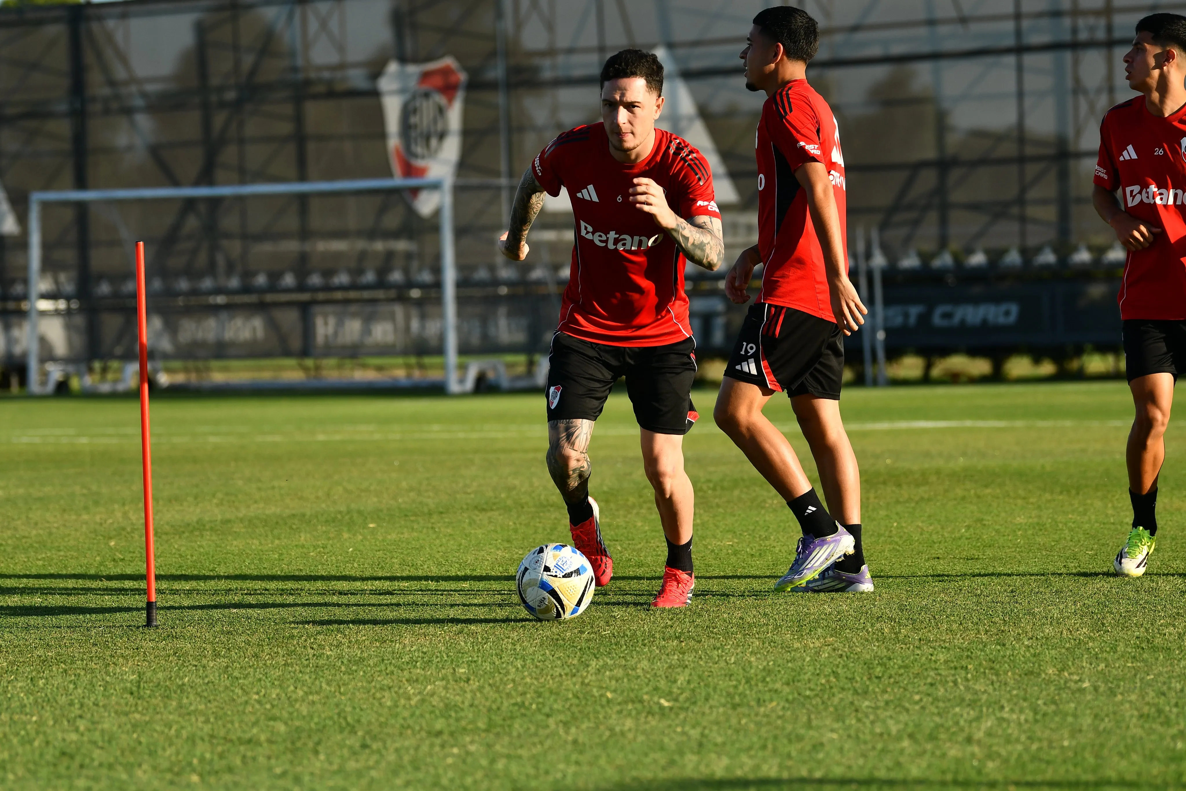 River se volverá a entrenar este martes a las 18:00 horas en el River Camp. (River Plate oficial)