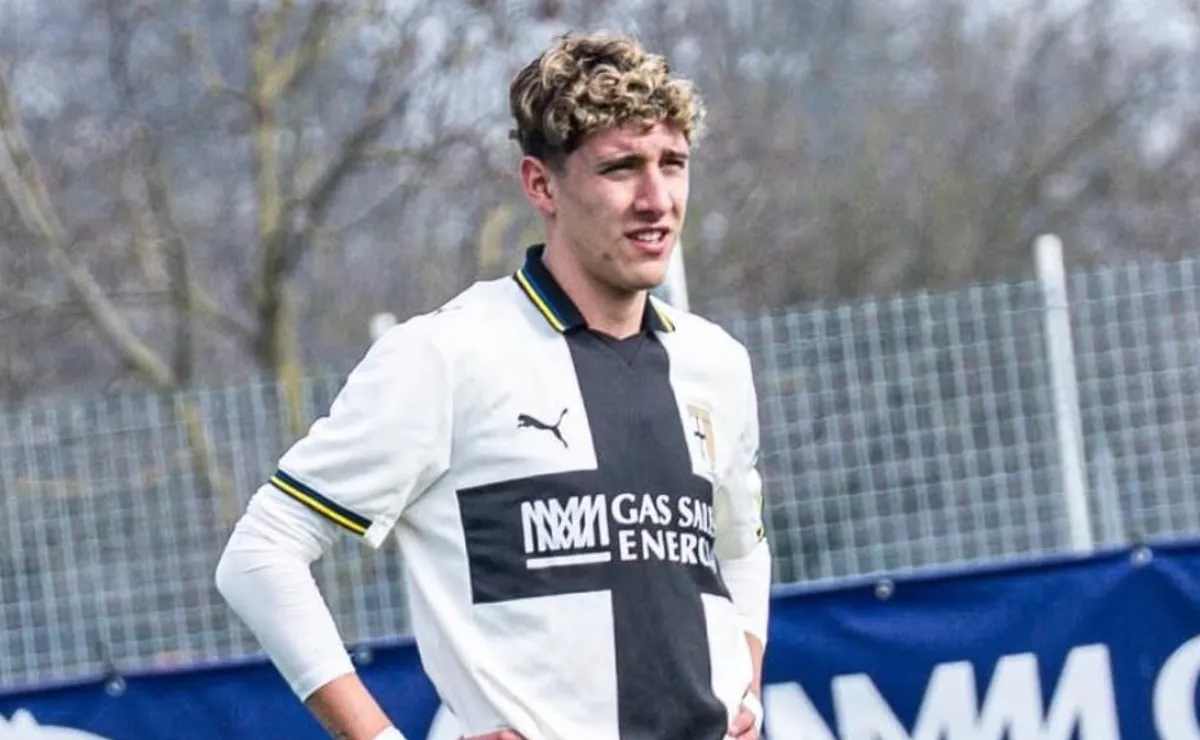 Scarlato jugó aproximadamente media hora en la derrota del equipo Sub-18 de Parma ante Napoli.