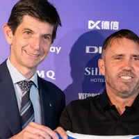 El presidente de Alavés también habló de la inminente salida de Coudet a River: qué dijo