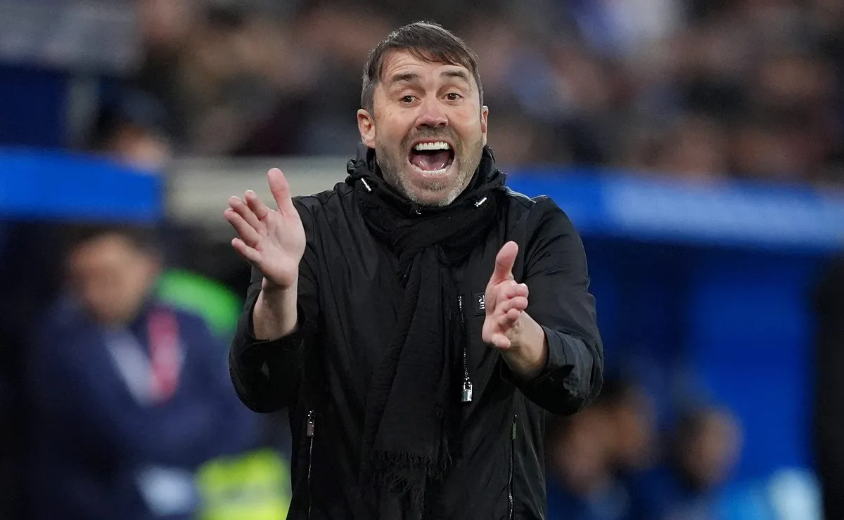 Coudet llegará en las próximas horas al país para asumir como DT de River