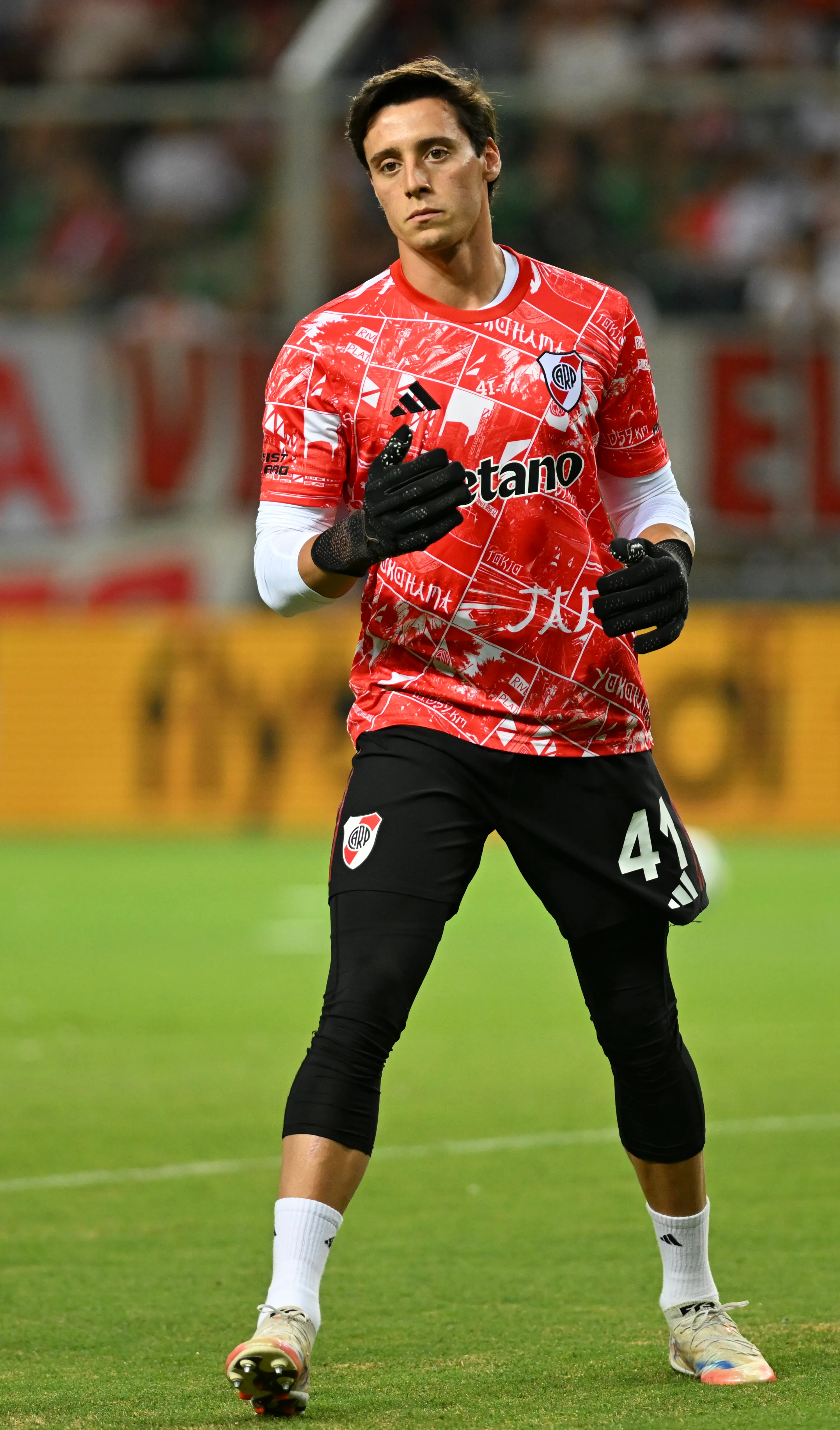 Santiago Beltrán disputó nueve partidos oficiales, recibió siete goles y mantuvo la valla invicta en cinco oportunidades. (Getty Images)