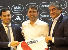 La corrección de Coudet a Francescoli en plena presentación que hizo reír a todos