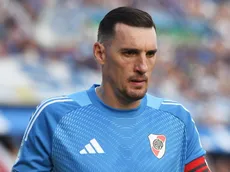 Armani hizo un viaje relámpago a Rosario para tratar su lesión: cuándo se recuperaría