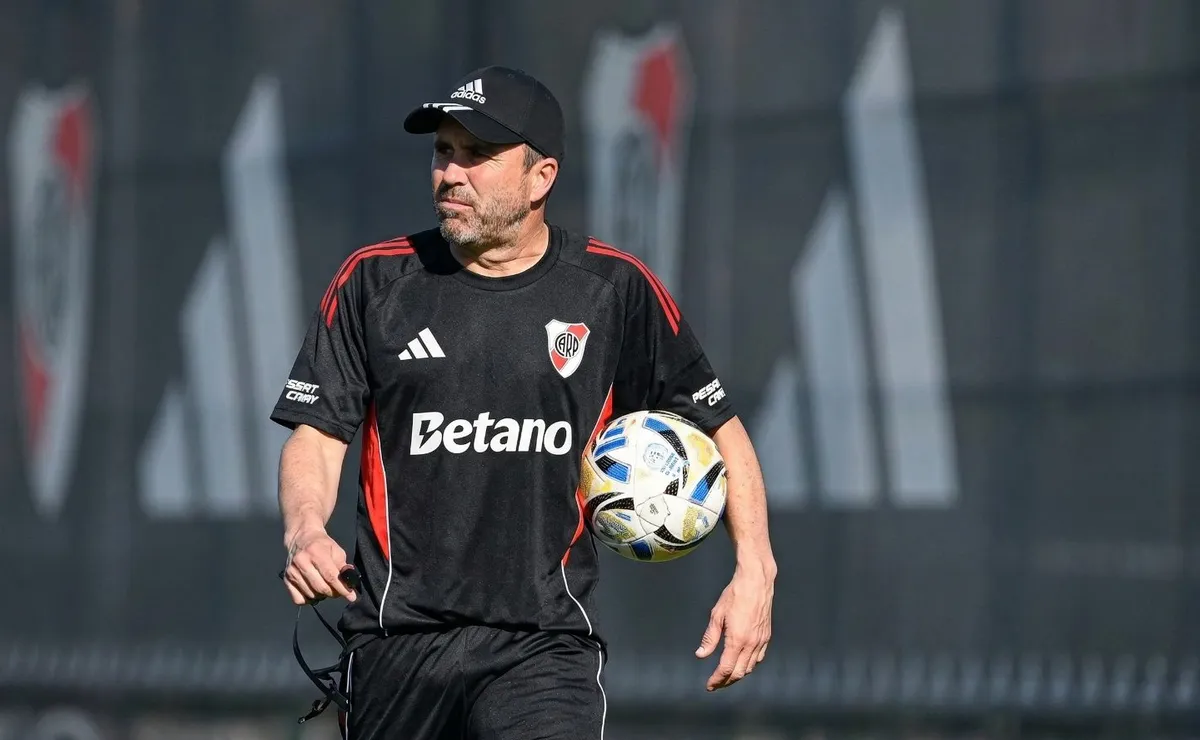 Un repaso por los debuts de Coudet en su carrera como DT.