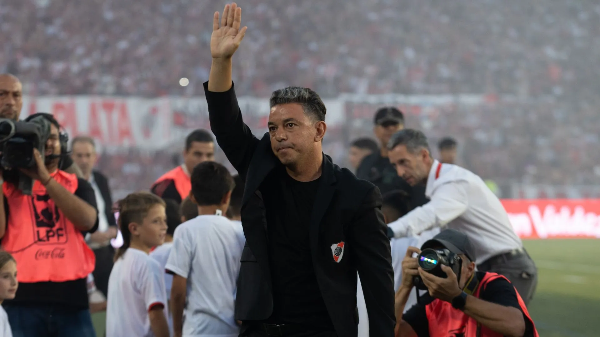 Gallardo es pretendido por Cruzeiro, pero desestimará la posibilidad de sumarse.