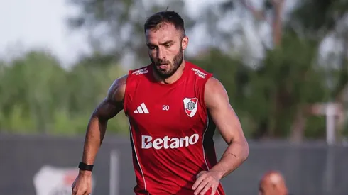 Pezzella está cada vez más cerca de volver.
