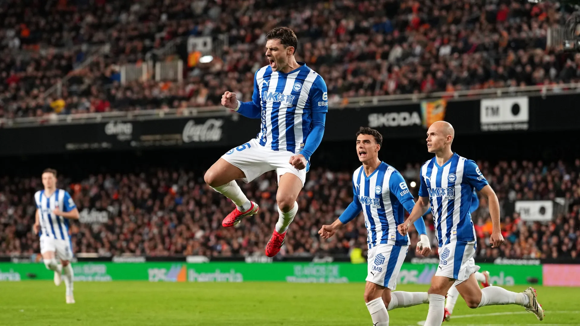 Lucas Boyé lleva 7 goles en 22 partidos en Alavés.