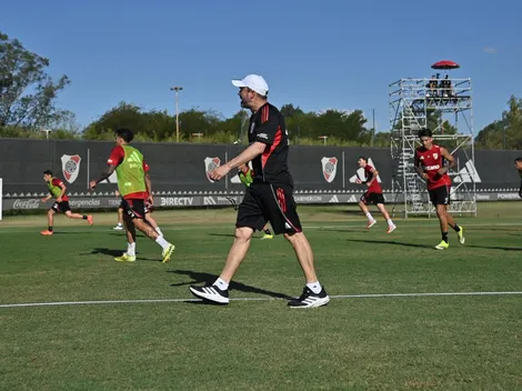Susto para Coudet: el defensor que tuvo un golpe y bajó cargas pensando en Huracán