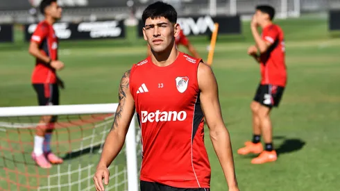 Lautaro Rivero está al 100% para el partido de mañana por la noche
