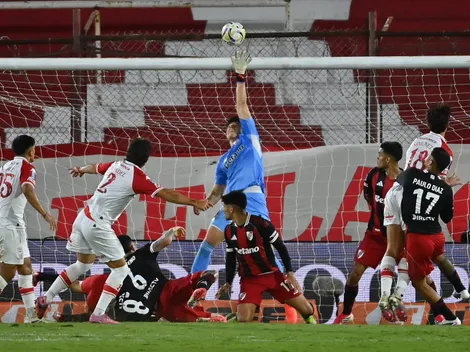 Fue Beltrán: las foto que muestran que el arquero de River salvó al equipo en el último tiro de Blondel