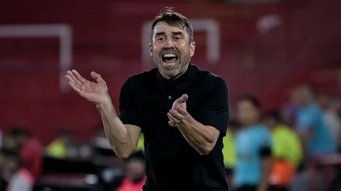 El Chacho se mostró muy enérgico en el banco.
