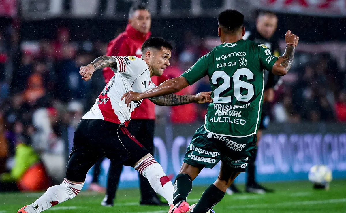 A qué hora juega River hoy vs. Sarmiento, qué canal lo pasa y cómo ver el partido