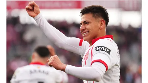 Echeverri sigue estando pendiente del club.
