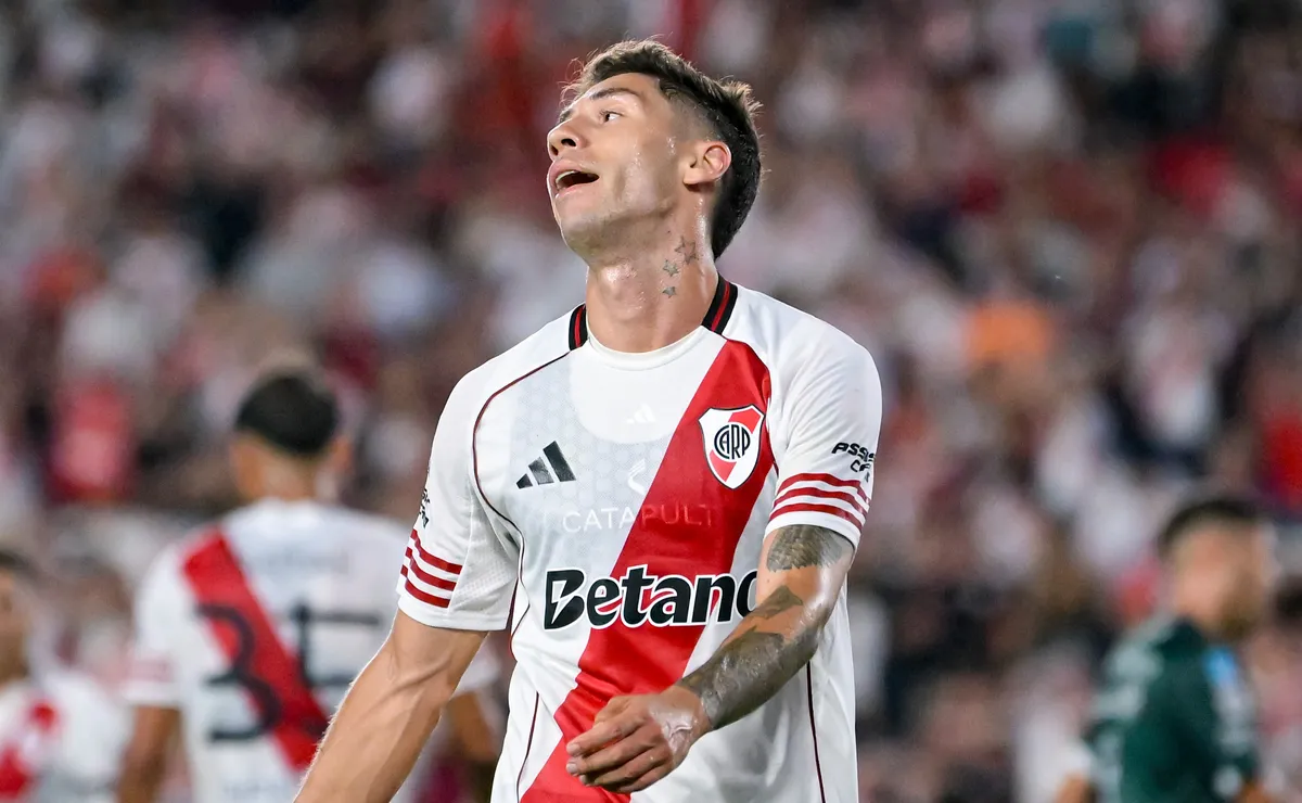 River tendrá un apretado calendario en abril.