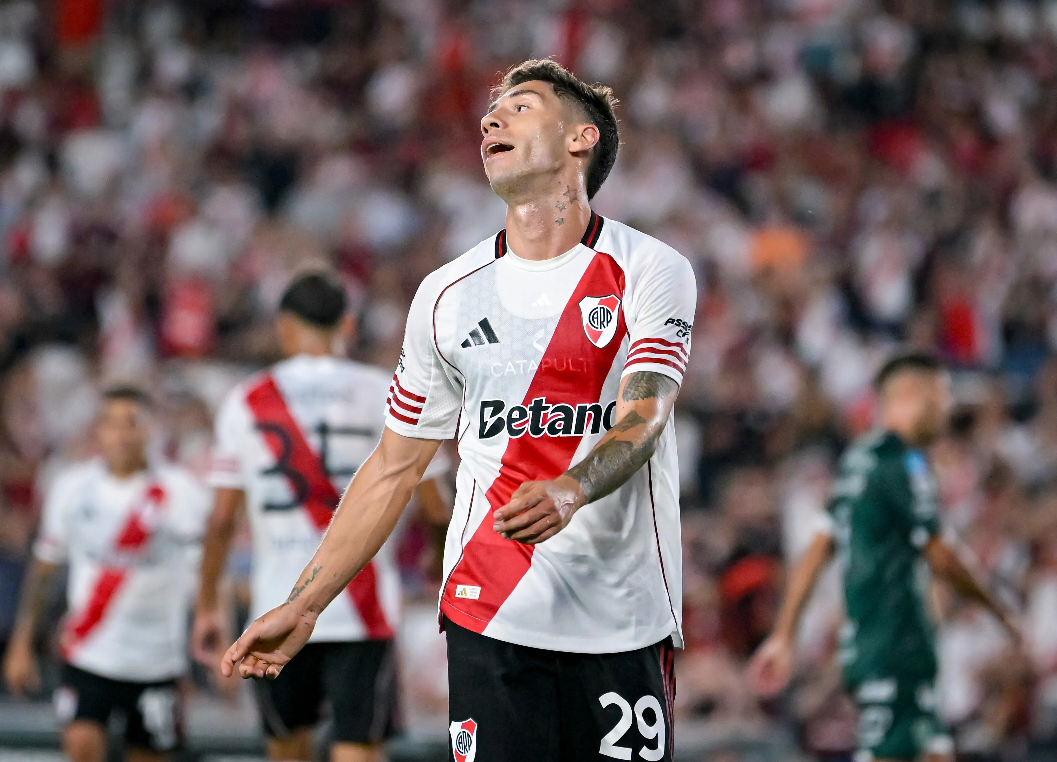 Montiel sufrió un desgarro grado 1 en el isquiotibial izquierdo. (Getty Images)