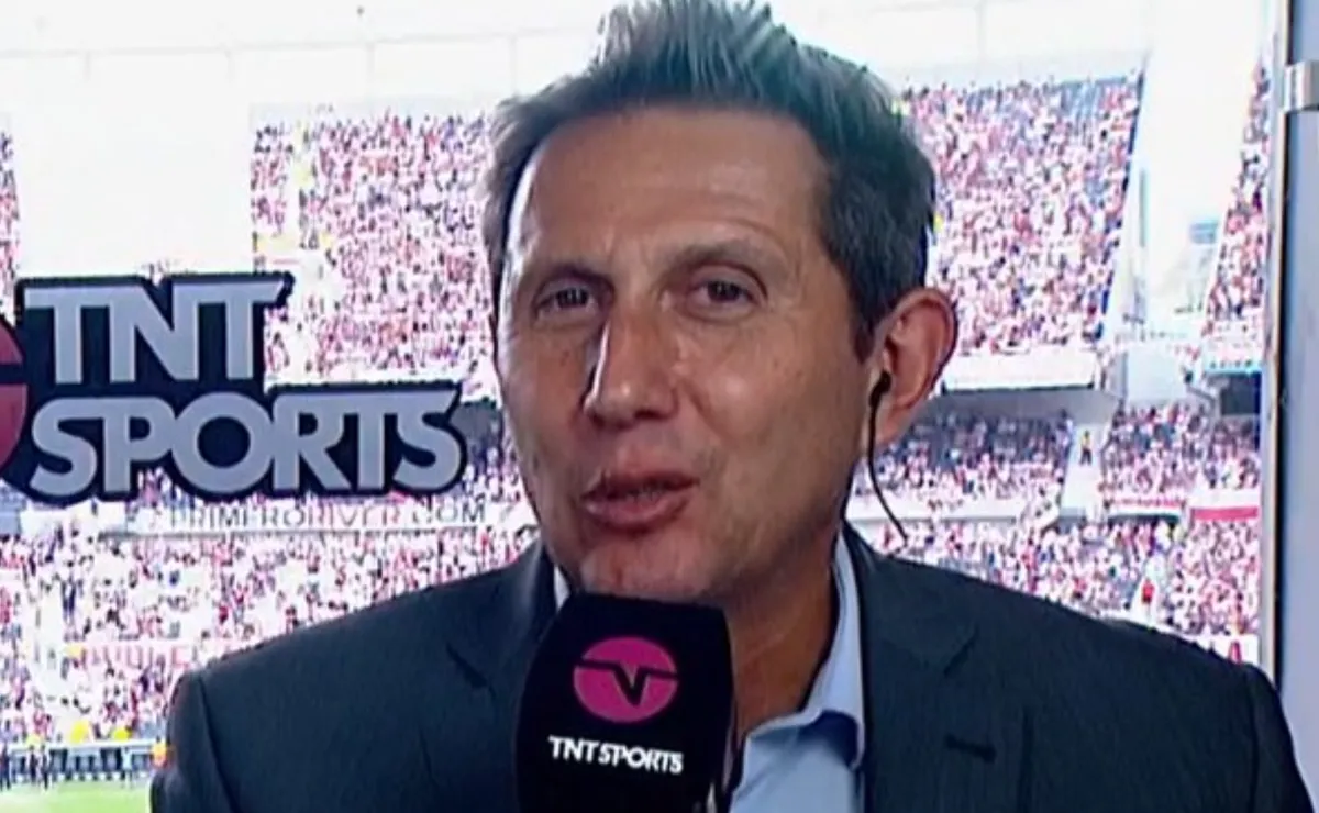 Los hinchas no perdonaron al comentarista.