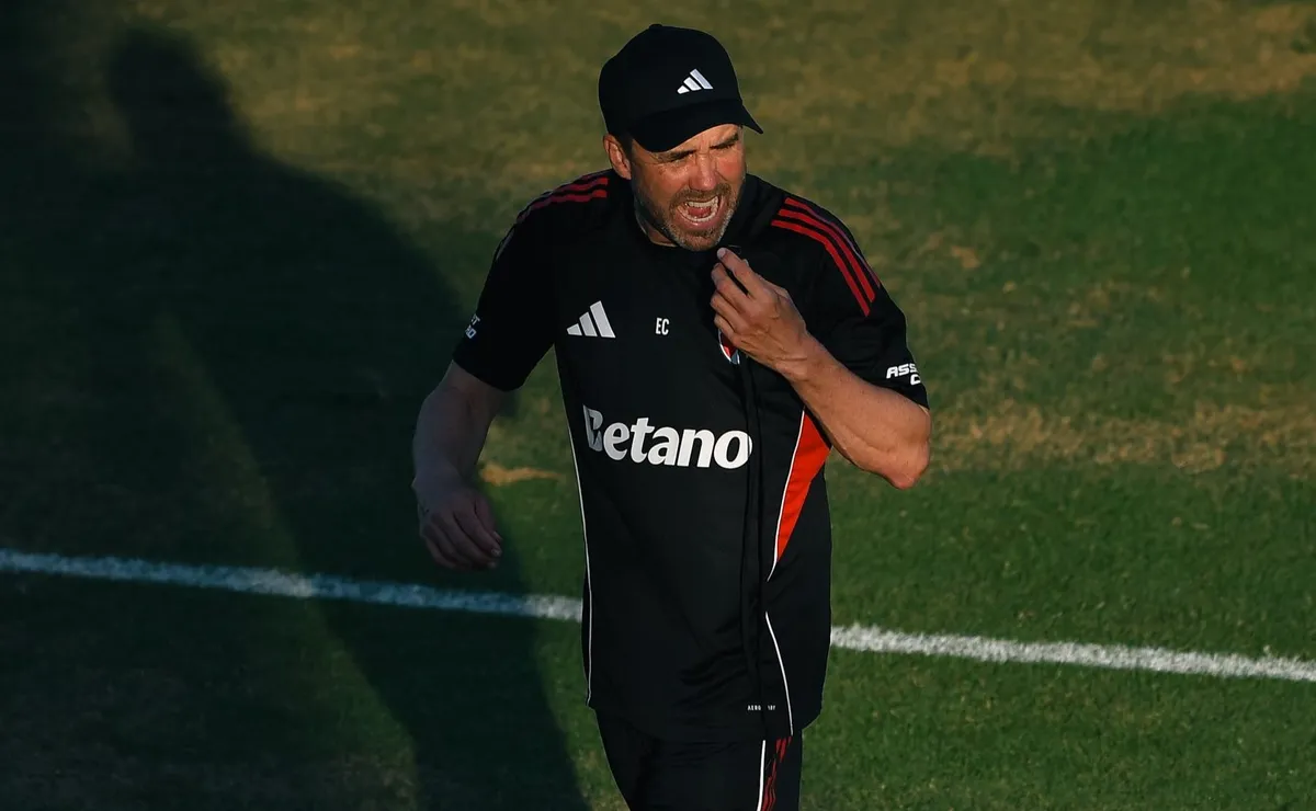 Coudet empieza a armar el 11 para el domingo.