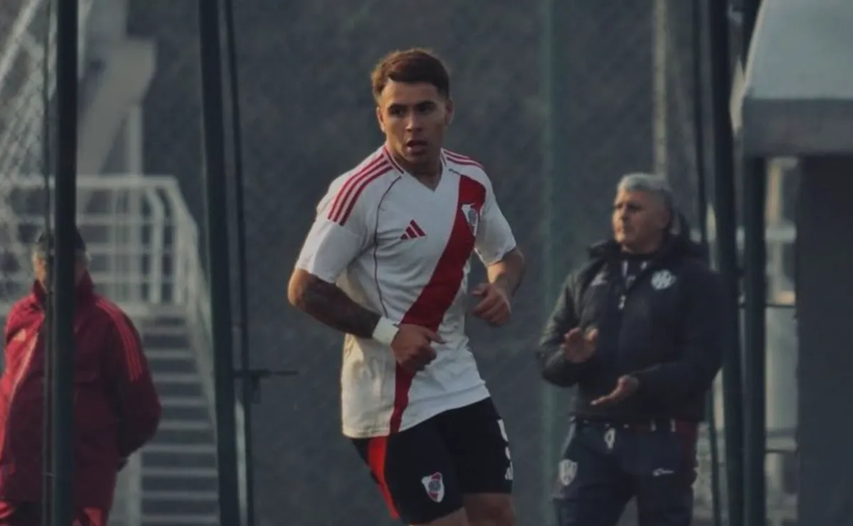 El mediocampista se marcha de River.