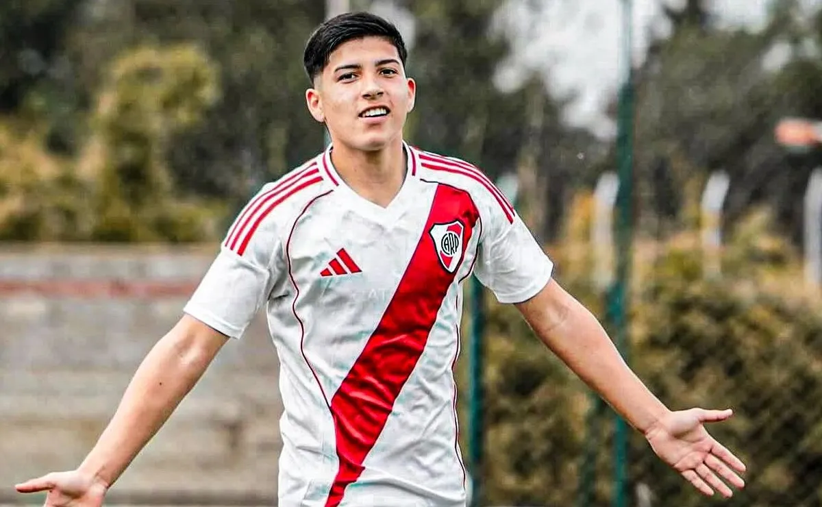 Bruno Cabral, uno de los cinco convocados desde River a la Sub-16 de Argentina.