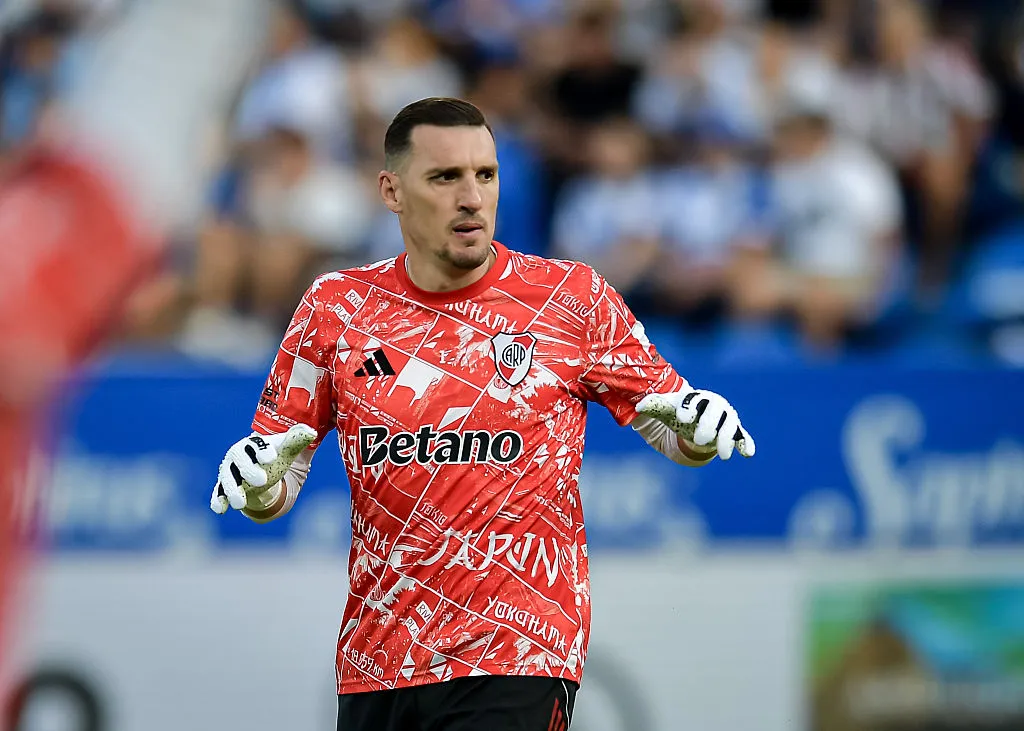 El último partido de Armani fue ante Vélez, el 22 de febrero pasado (Getty)