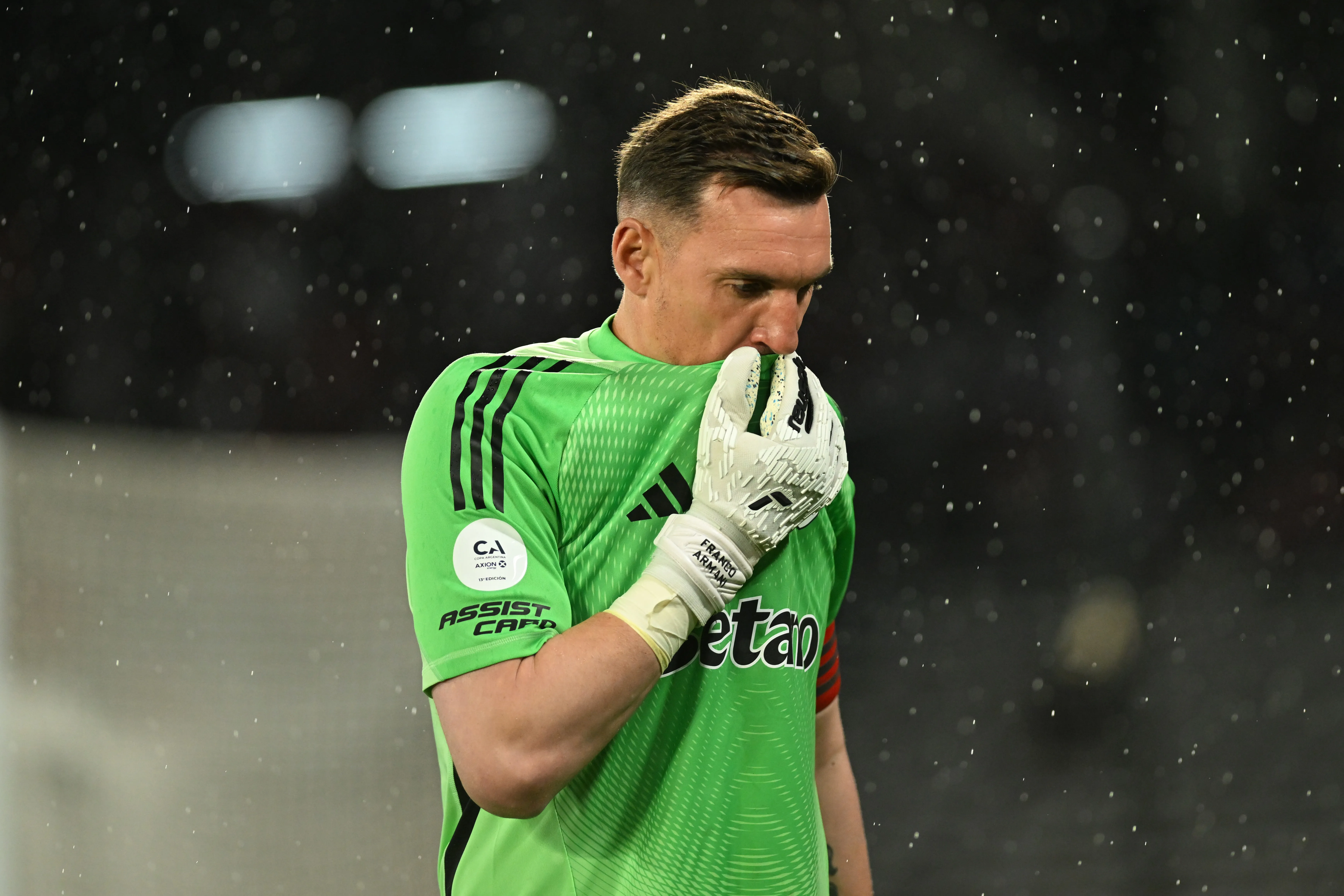 “Quiere seguir ganando cosas en River” afirmó Martín Aráoz, representante de Franco Armani. (Getty Images)