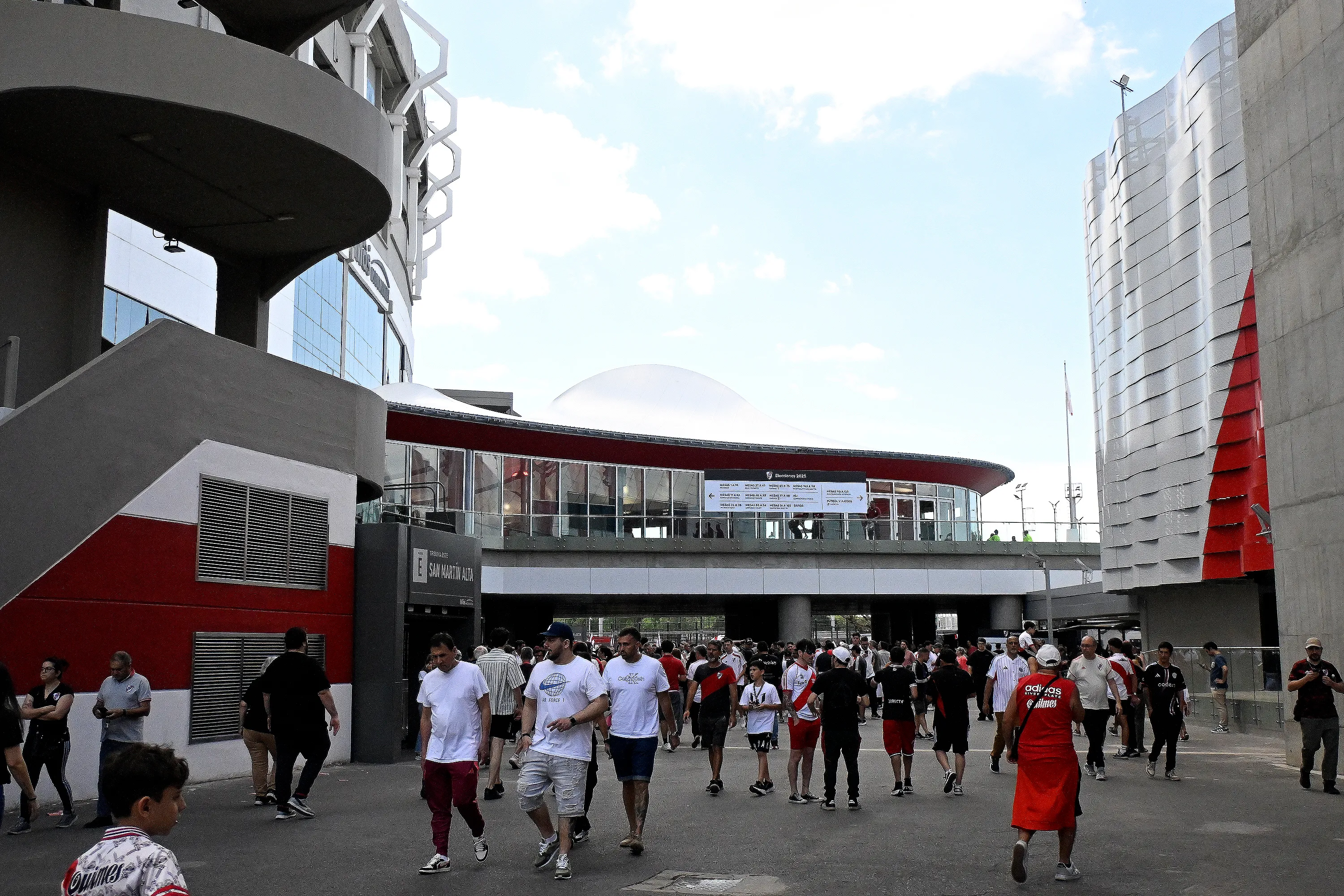 La idea es que haya jornadas con socios, donde estos se informen y aporten retroalimentación al club.