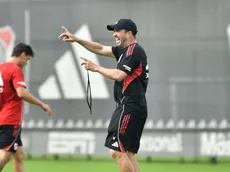 Coudet recuperó a dos jugadores más y define la formación ante Belgrano