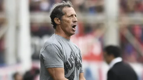 Troglio jugó 63 partidos y metió un gol como futbolista de River entre 1983 y 1988.