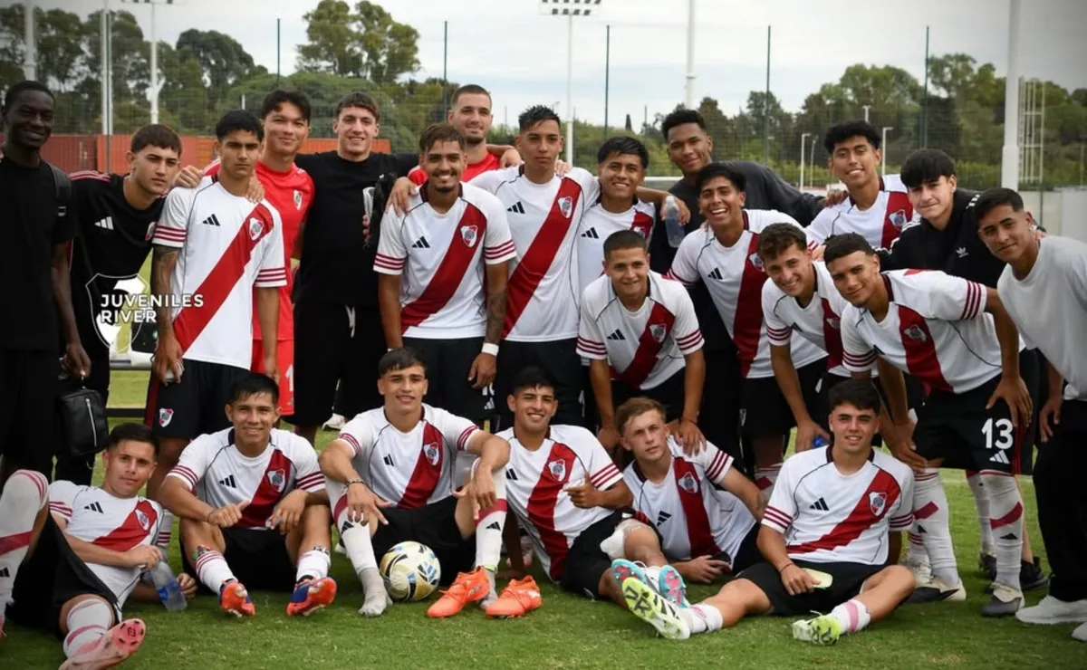 River estrenó el predio de Cantilo.